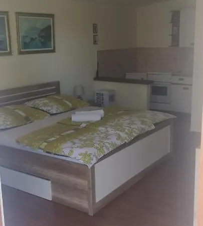 Apartmani Am Krk Town Zewnętrze zdjęcie