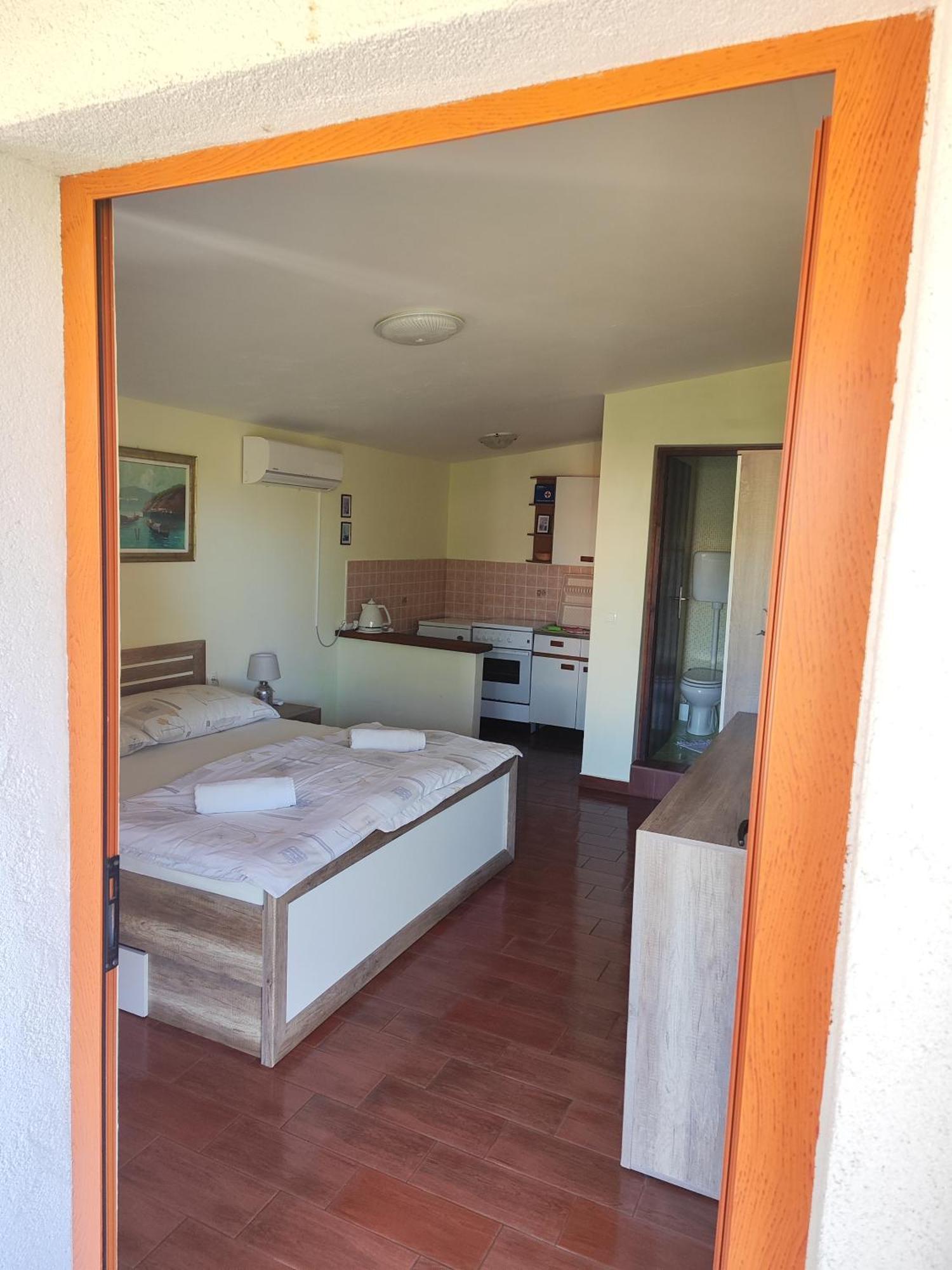 Apartment Am
